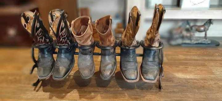 Boot holder